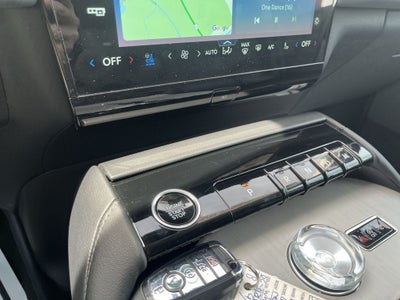 2025 Lincoln Navigator L Reserve