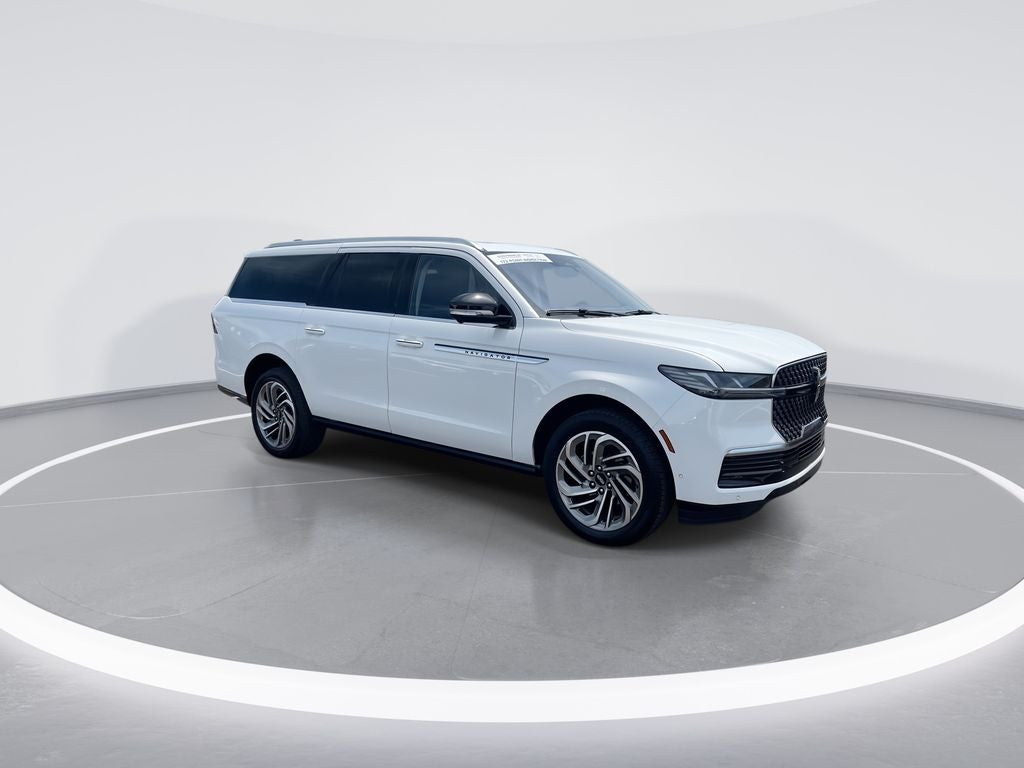 2025 Lincoln Navigator L Reserve