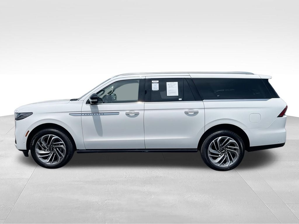 2025 Lincoln Navigator L Reserve