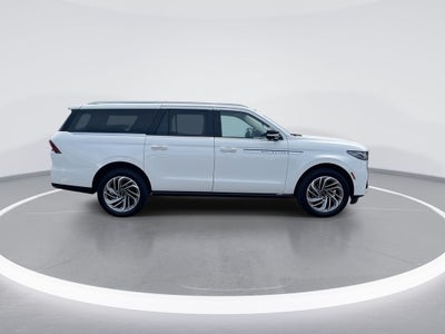 2025 Lincoln Navigator L Reserve