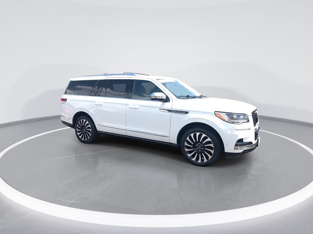 2022 Lincoln Navigator L Black Label
