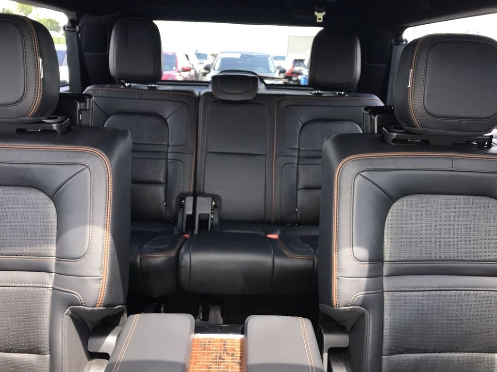 2022 Lincoln Navigator L Black Label