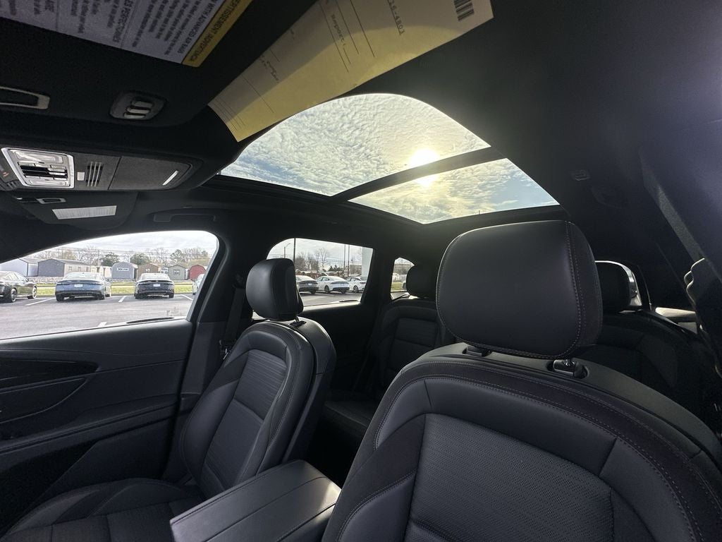 2025 Lincoln Nautilus Reserve