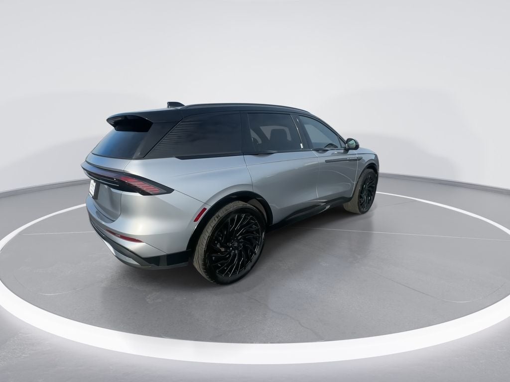 2025 Lincoln Nautilus Reserve