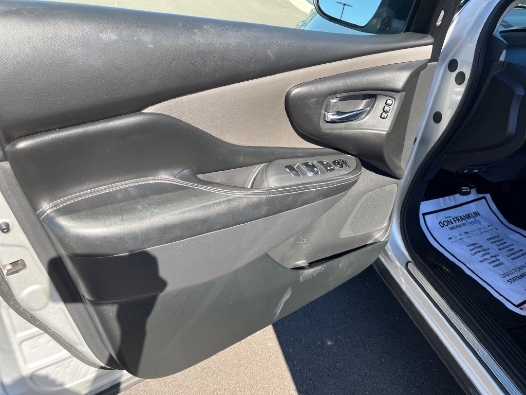 2023 Nissan Murano SL