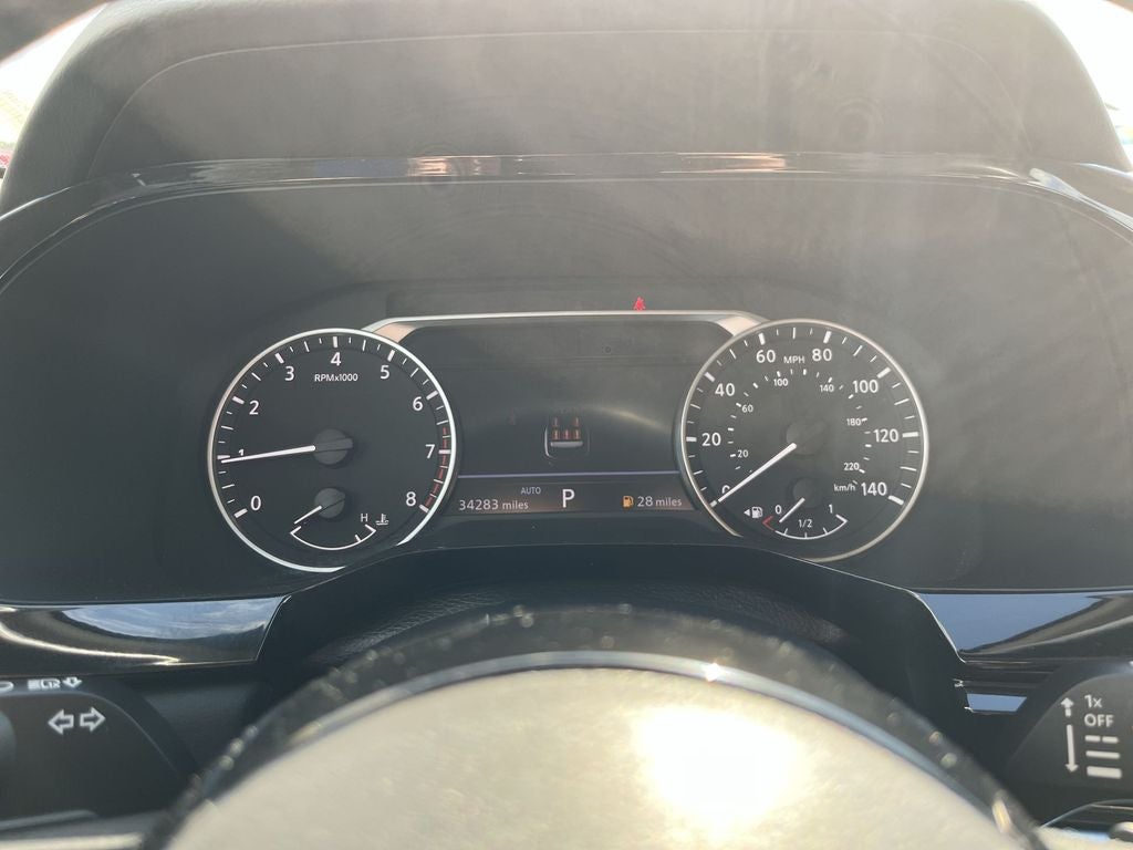 2024 Nissan Pathfinder SL