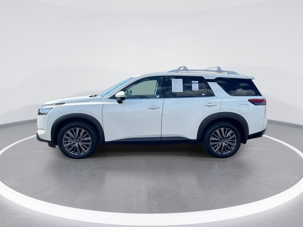 2024 Nissan Pathfinder SL