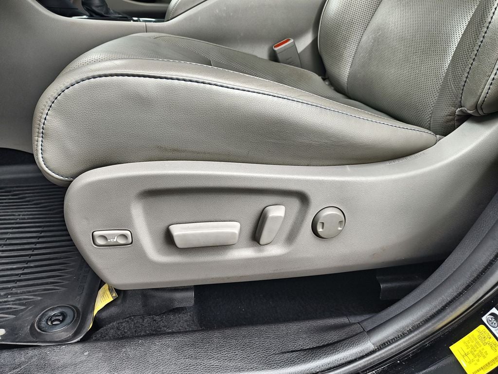 2019 Toyota Highlander Limited Platinum