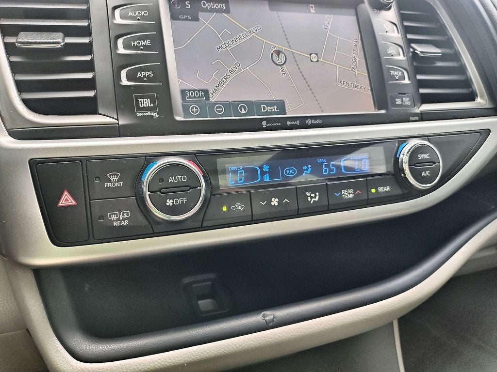 2019 Toyota Highlander Limited Platinum