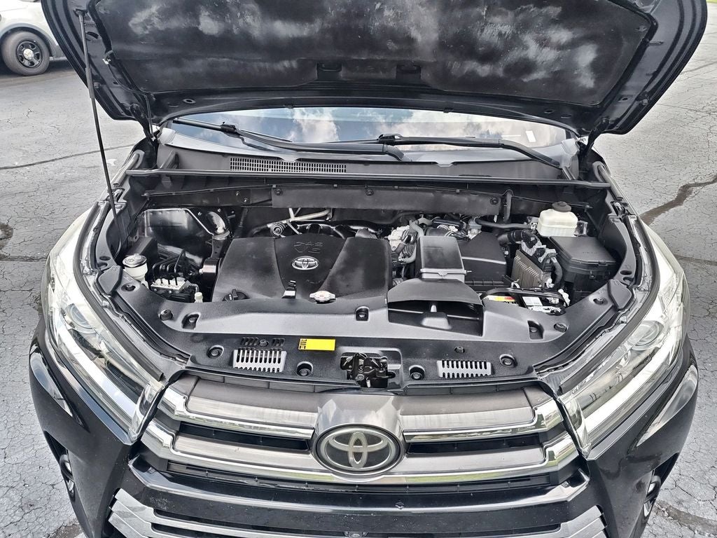 2019 Toyota Highlander Limited Platinum
