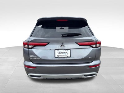 2022 Mitsubishi Outlander SE
