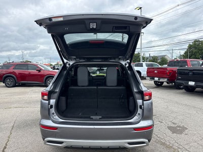 2022 Mitsubishi Outlander SE