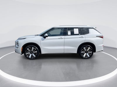 2025 Mitsubishi Outlander SEL