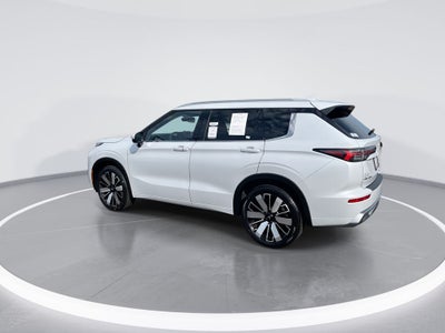 2025 Mitsubishi Outlander SEL