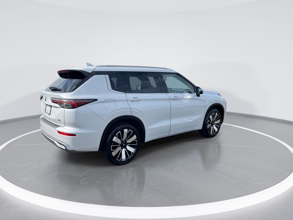 2025 Mitsubishi Outlander SEL