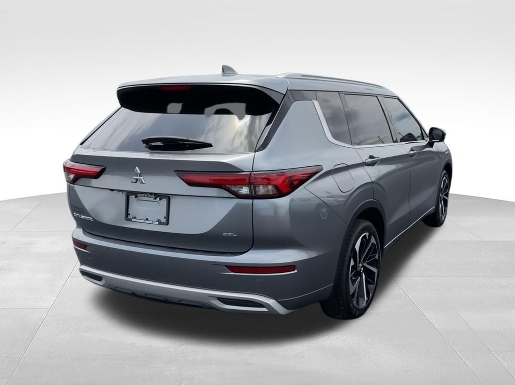 2022 Mitsubishi Outlander SEL