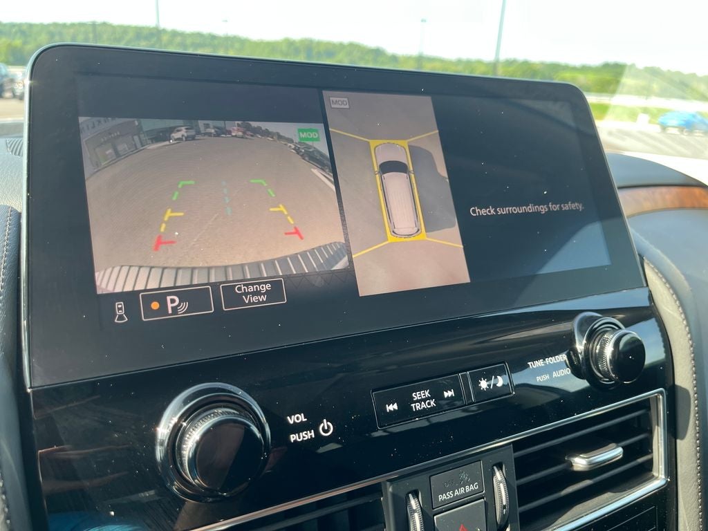 2024 Nissan Armada SL
