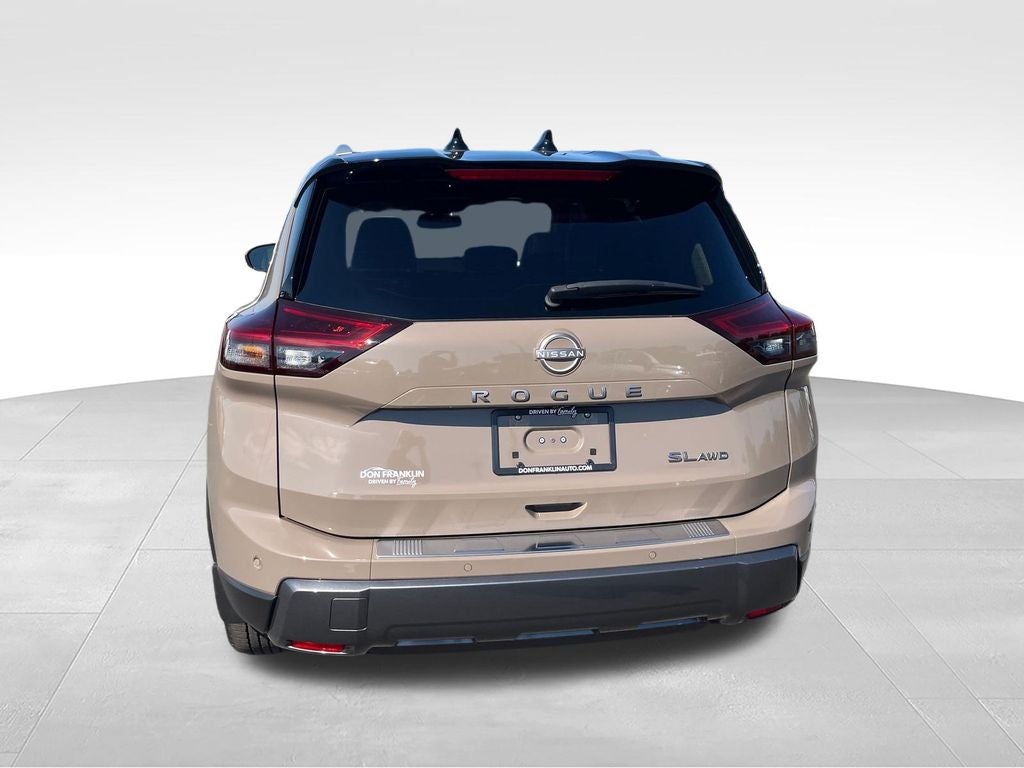 2025 Nissan Rogue SL