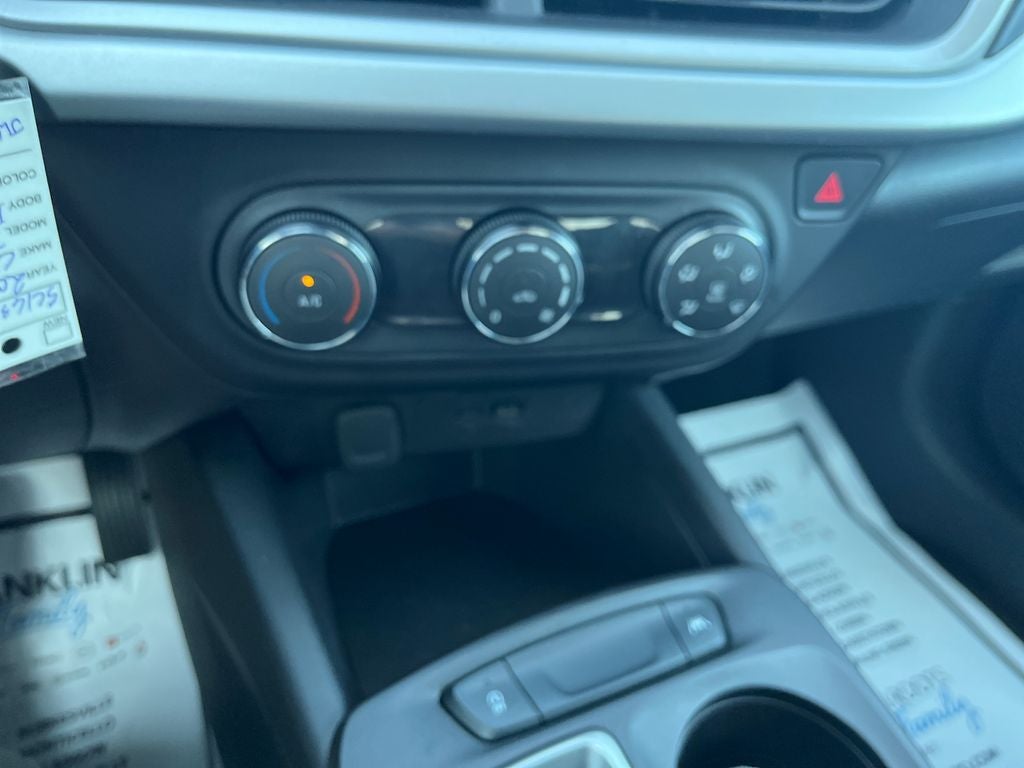 2025 Chevrolet Trax LS