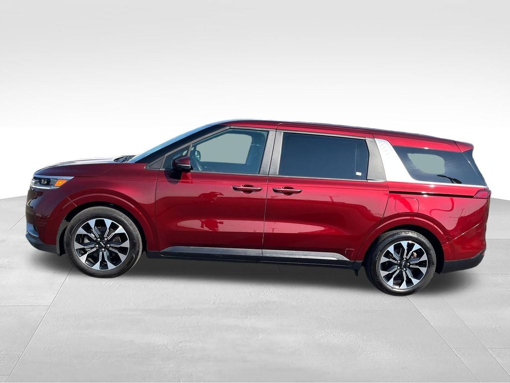 2023 Kia Carnival EX