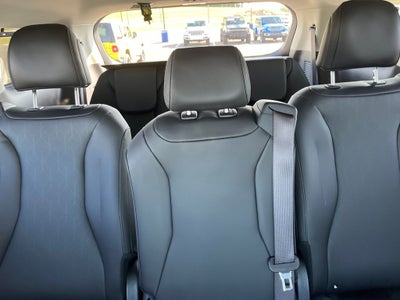 2023 Kia Carnival EX