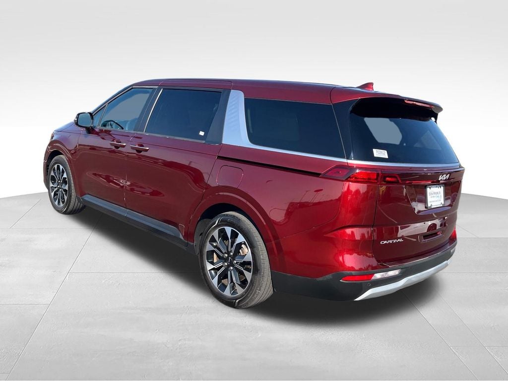 2023 Kia Carnival EX
