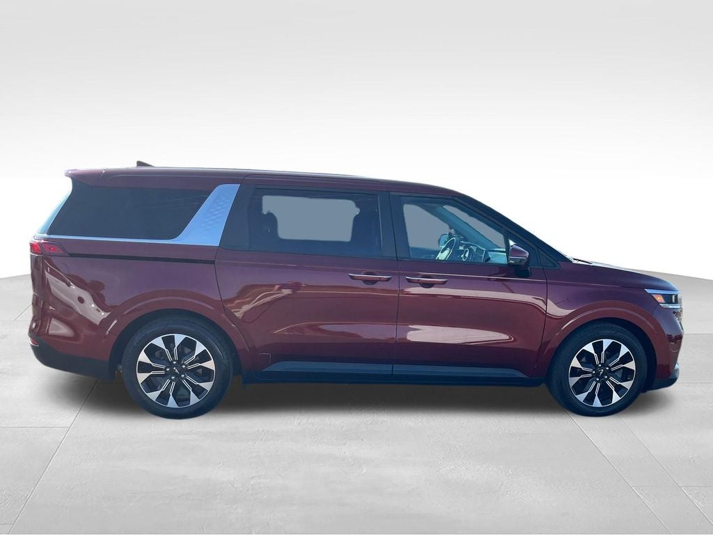 2023 Kia Carnival EX