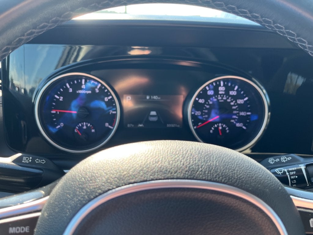 2024 Kia Carnival EX