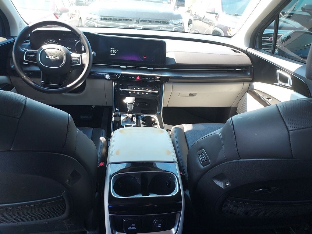 2024 Kia Carnival SX