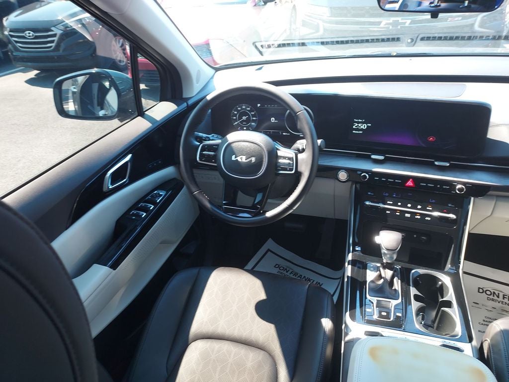 2024 Kia Carnival SX