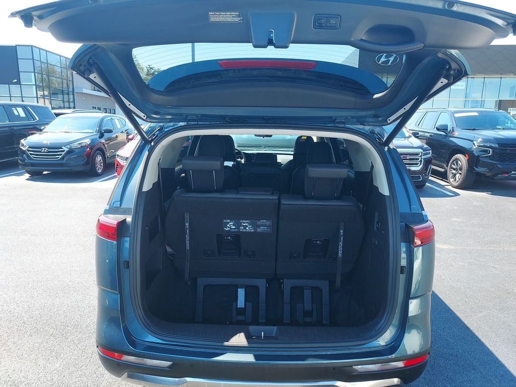 2024 Kia Carnival SX