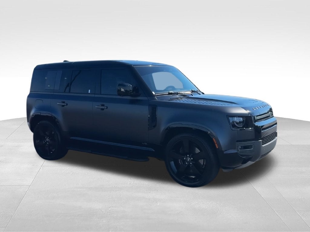 2023 Land Rover Defender 110 V8