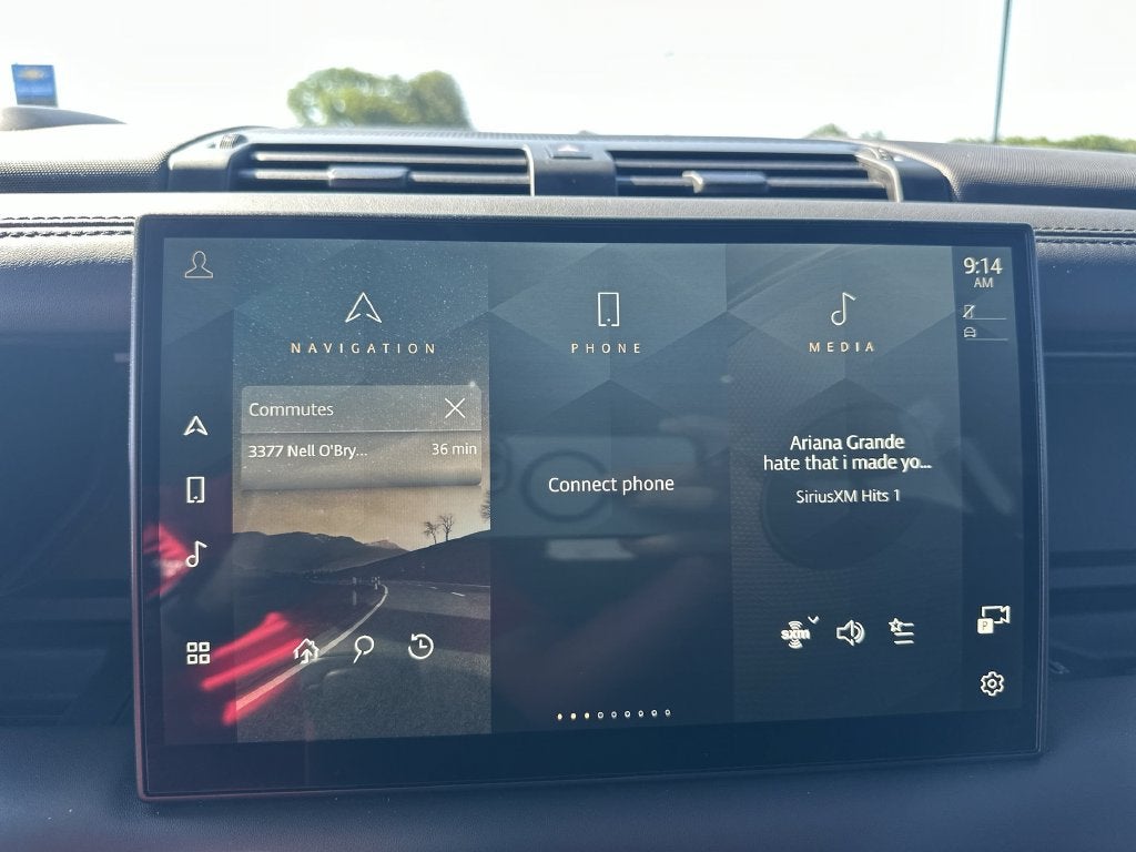 2023 Land Rover Defender 110 V8