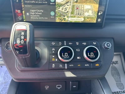 2023 Land Rover Defender 110 V8