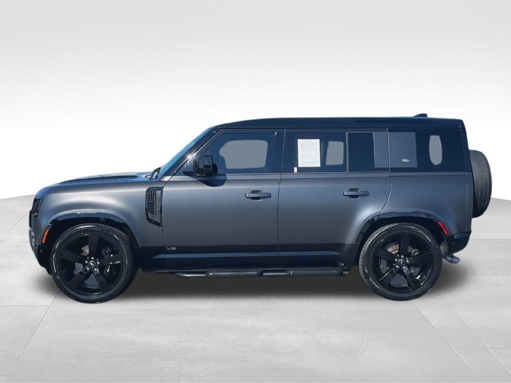 2023 Land Rover Defender 110 V8