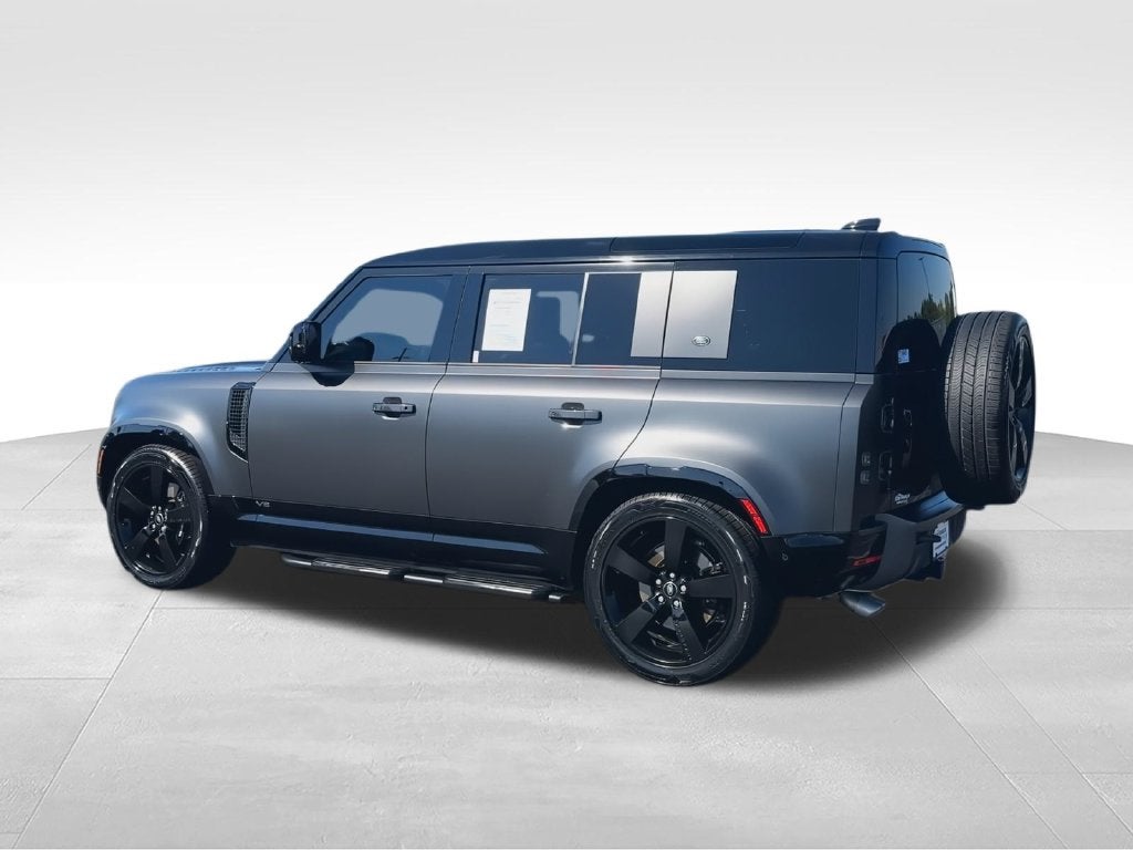 2023 Land Rover Defender 110 V8