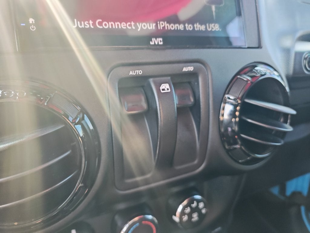 2017 Jeep Wrangler Sahara