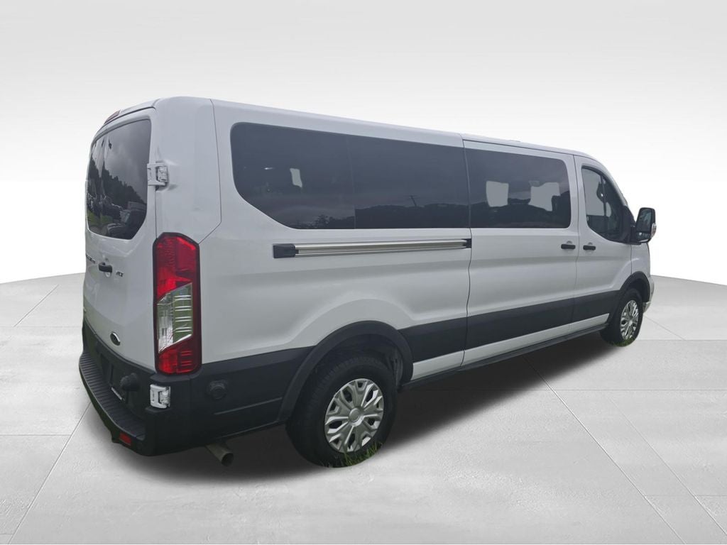 2024 Ford Transit-350 XLT