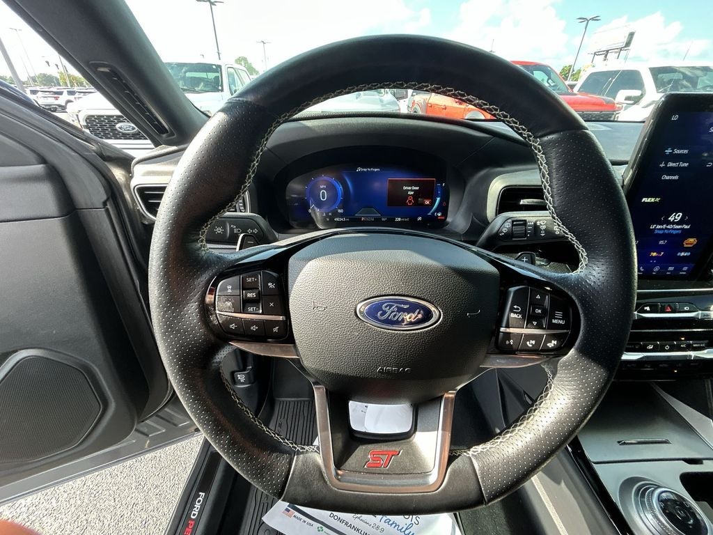 2022 Ford Explorer ST