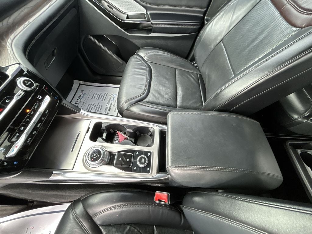 2021 Ford Explorer Platinum