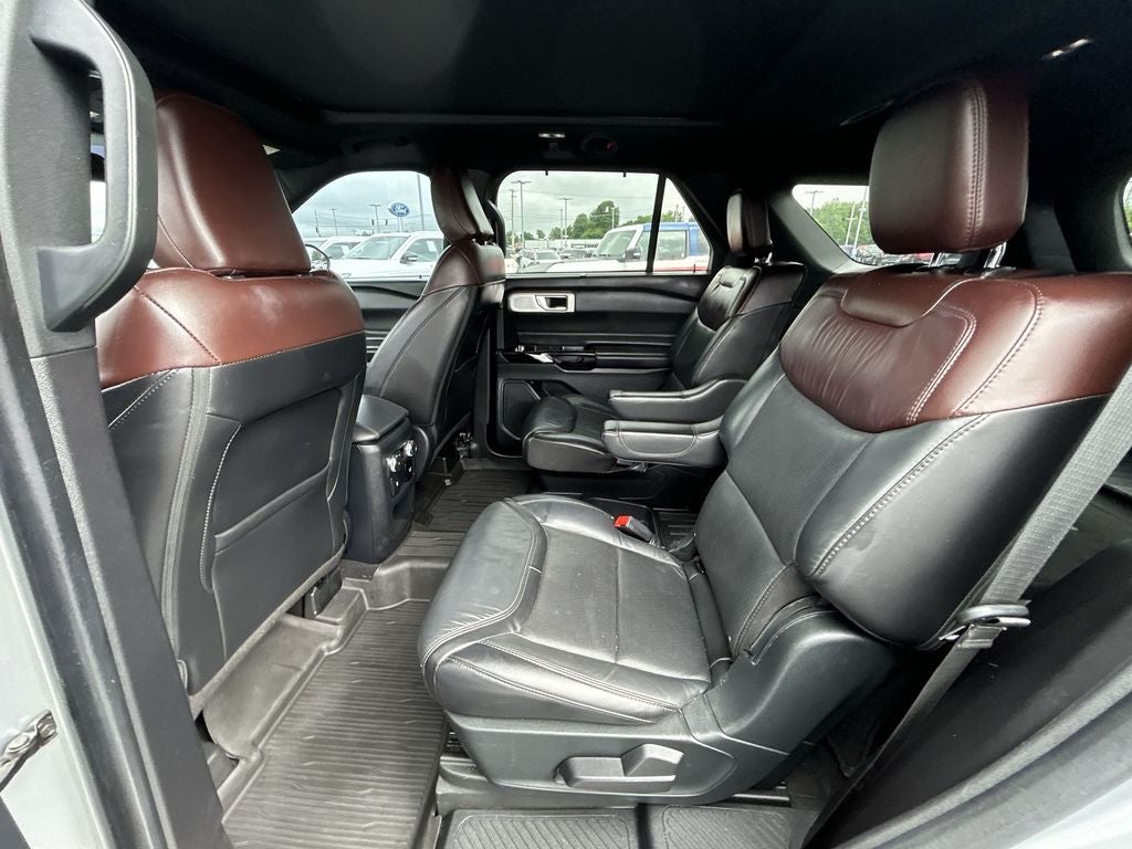 2021 Ford Explorer Platinum