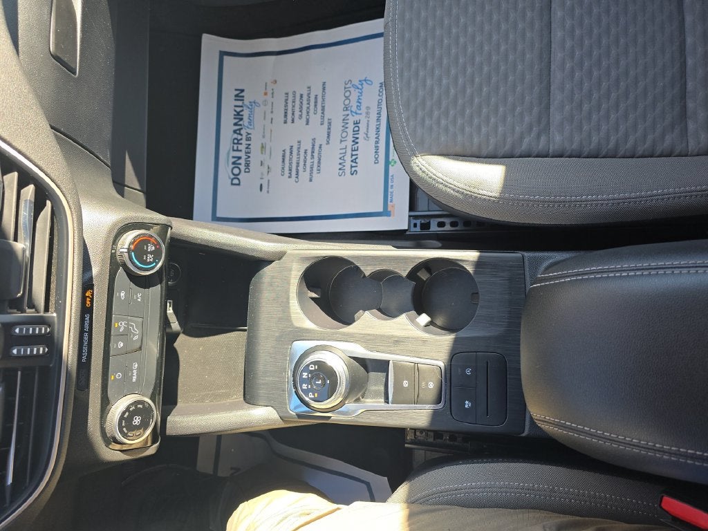 2021 Ford Escape SE