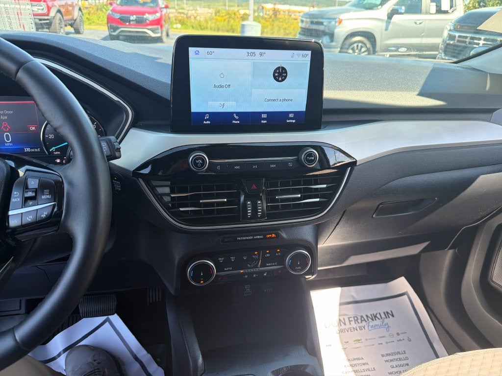 2022 Ford Escape Hybrid SE