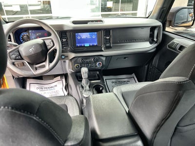 2022 Ford Bronco Base