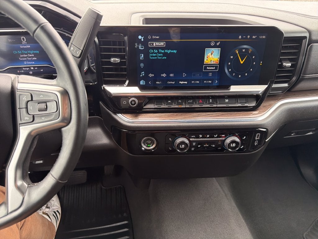2024 Chevrolet Silverado 1500 LT