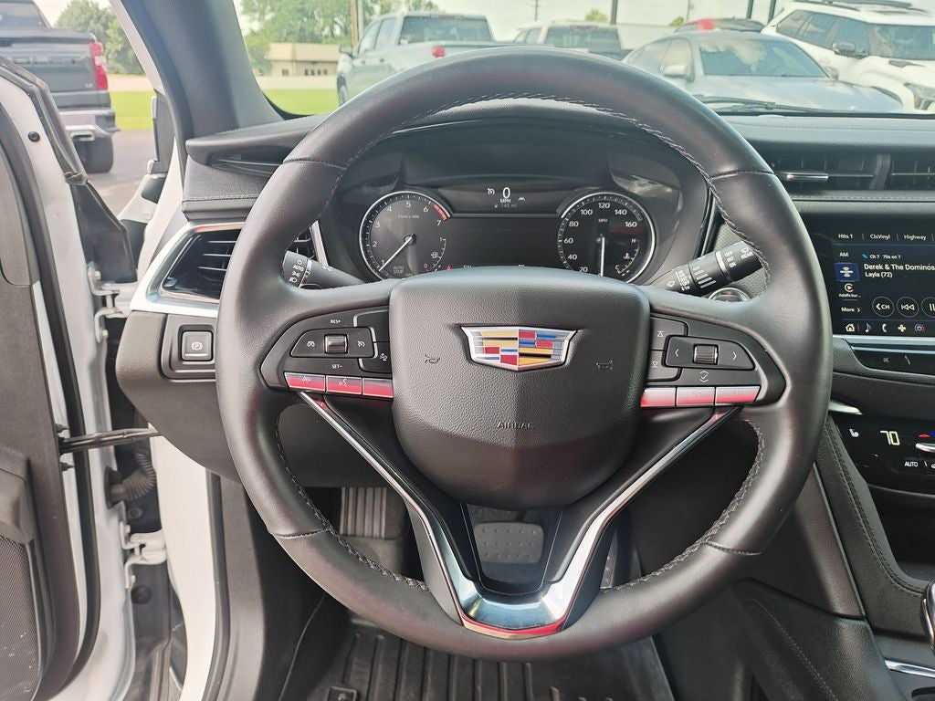 2024 Cadillac XT6 Luxury
