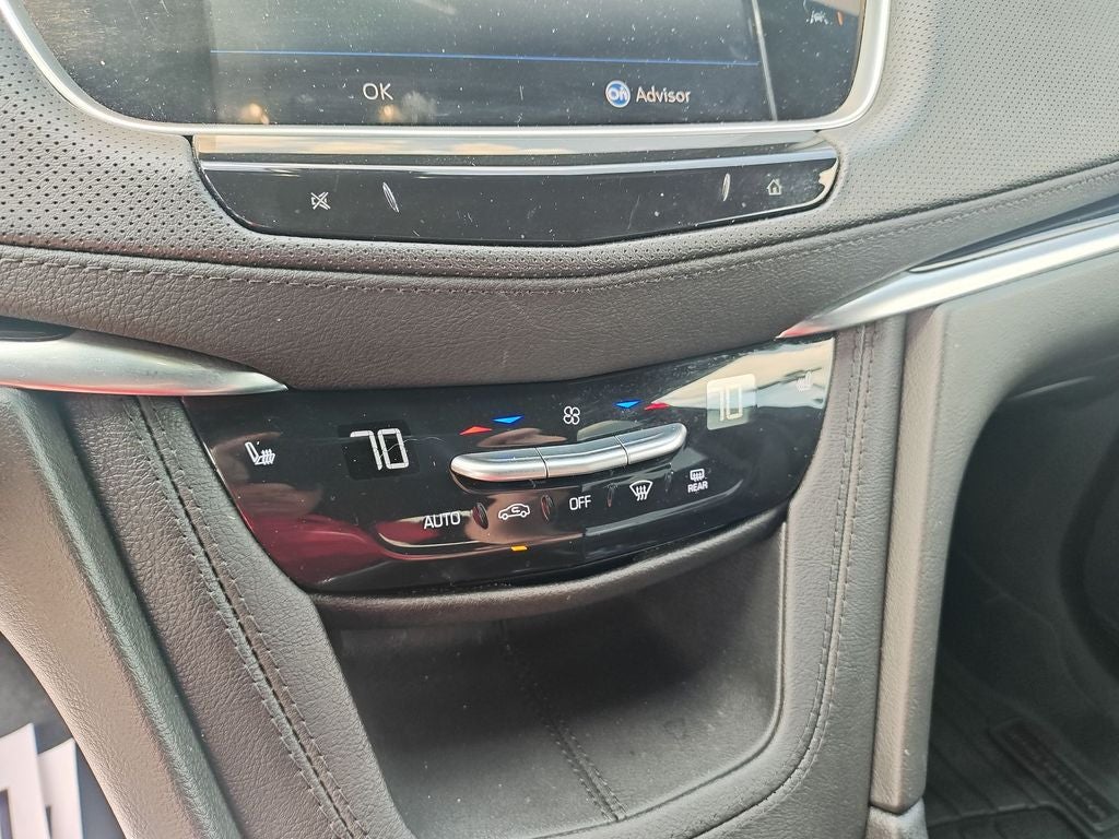 2024 Cadillac XT6 Luxury