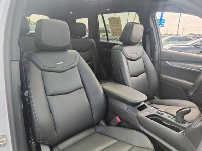 2024 Cadillac XT6 Luxury