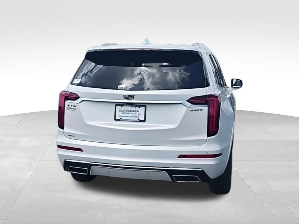 2024 Cadillac XT6 Luxury