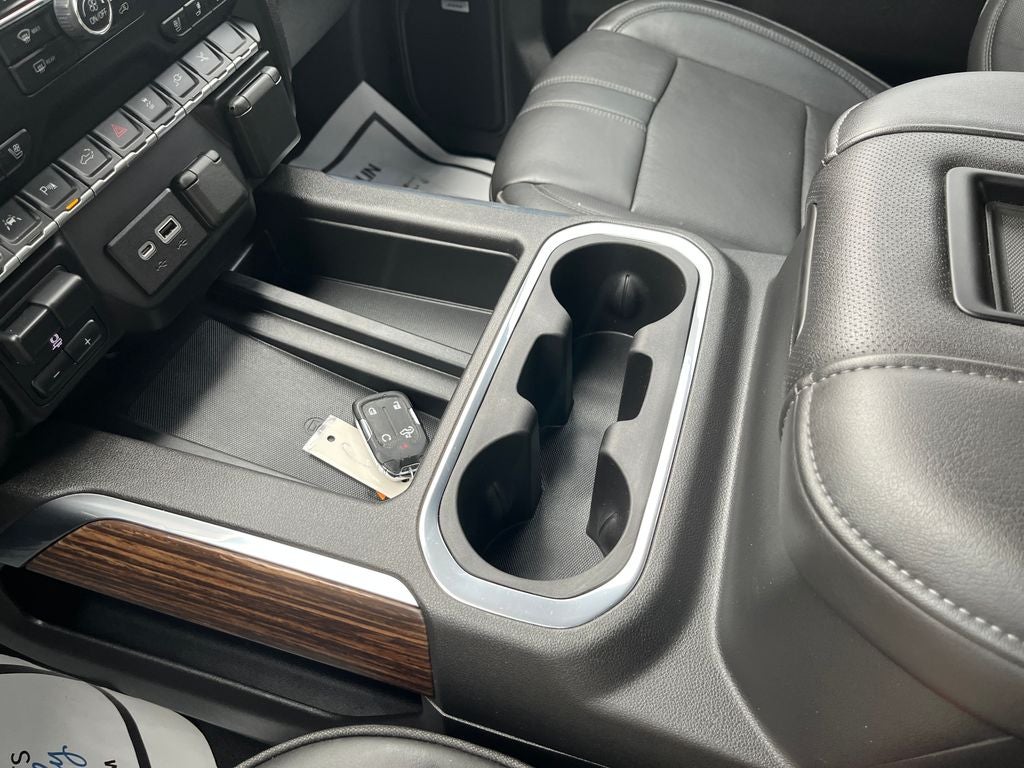 2022 Chevrolet Silverado 1500 LTD High Country